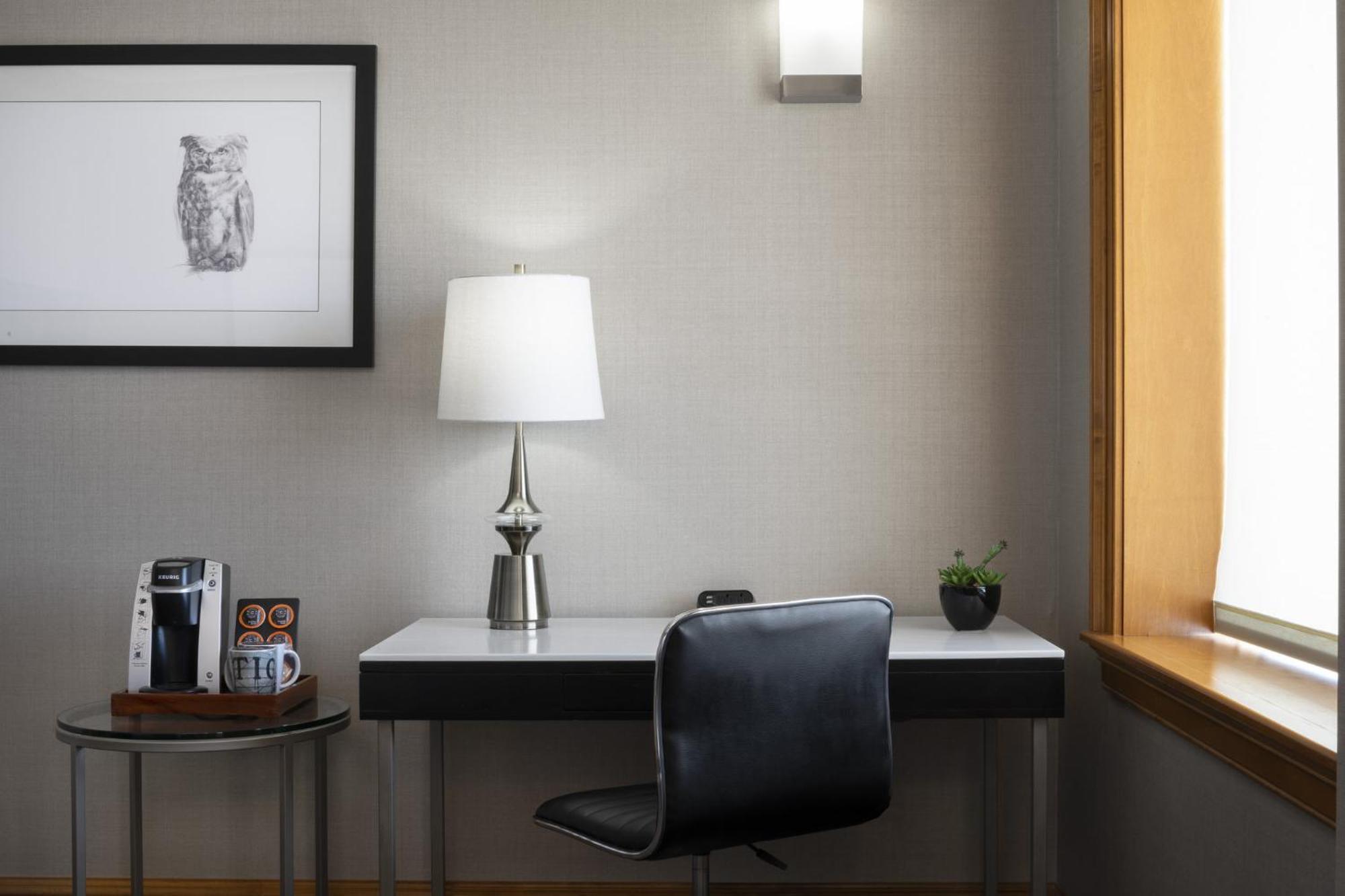 Voco The Tiger Hotel, Columbia, Mo By Ihg 外观 照片